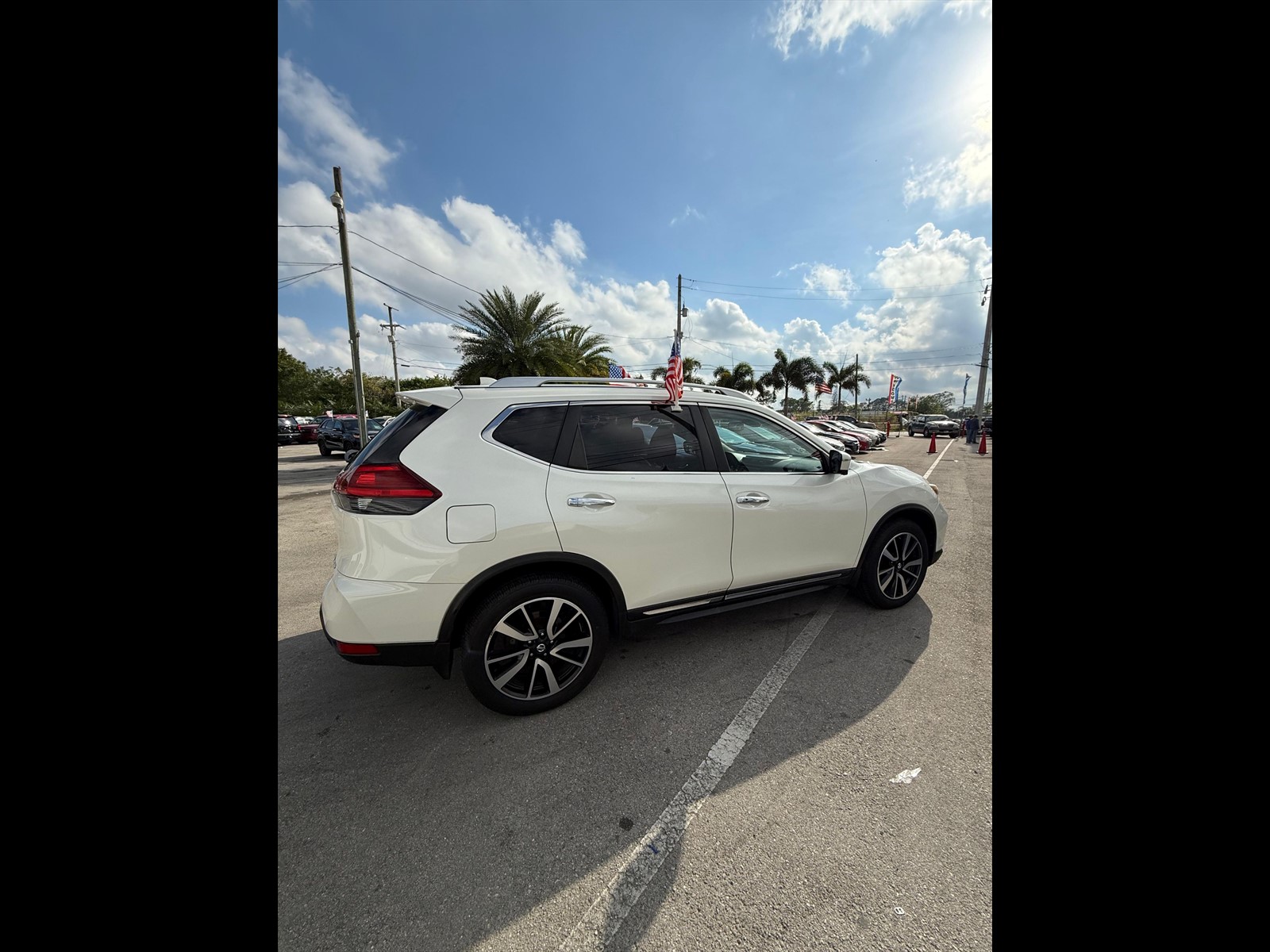 2017 NISSAN Rogue in Princeton, FL