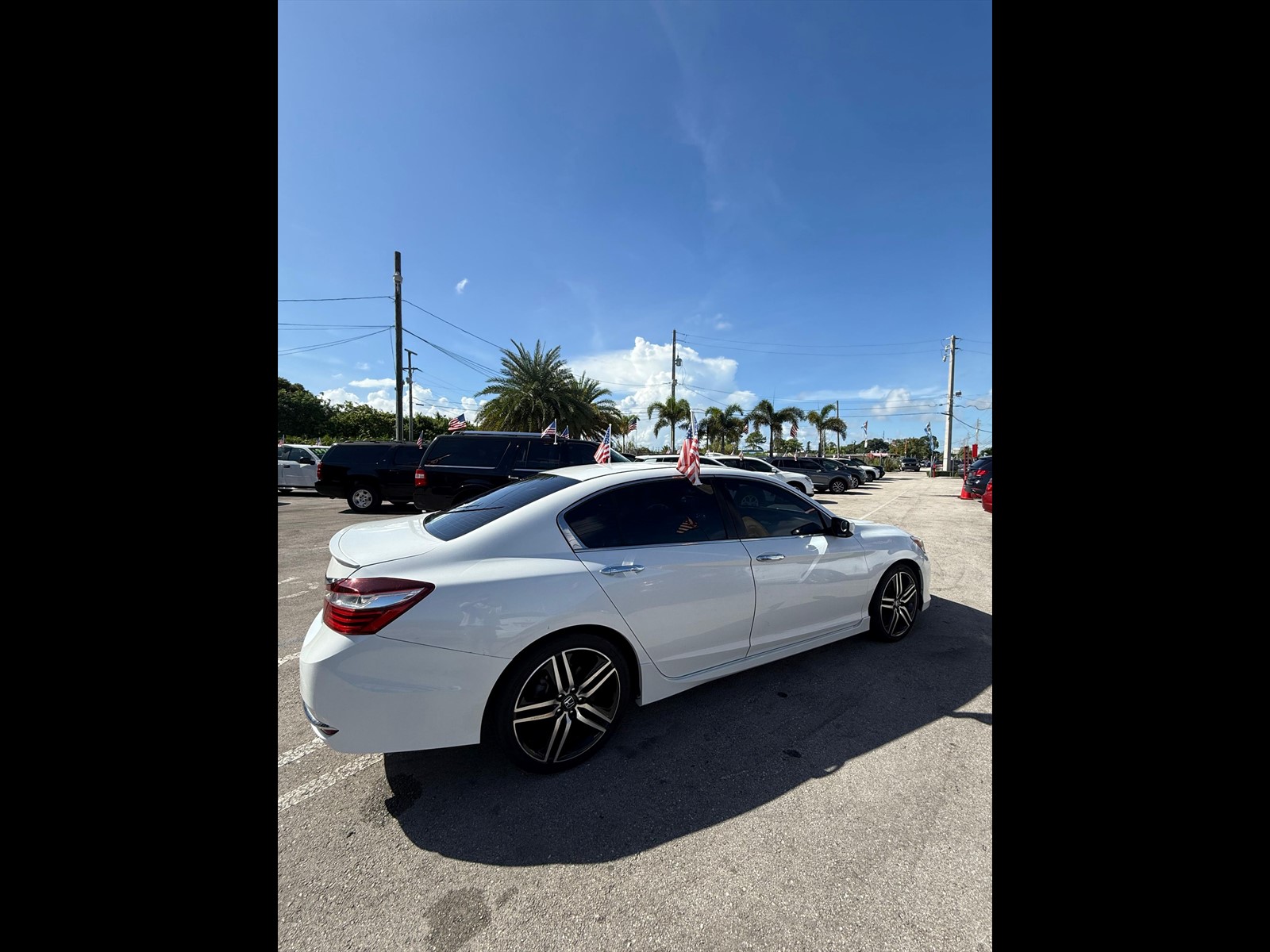 2016 HONDA Accord in Princeton, FL