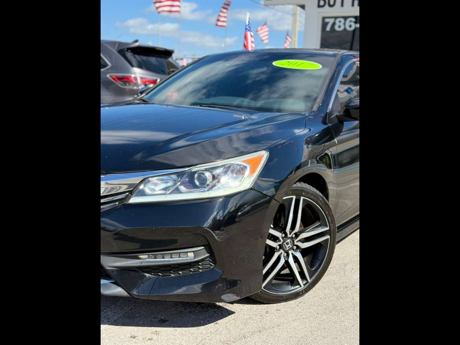 2017 HONDA Accord in Princeton, FL