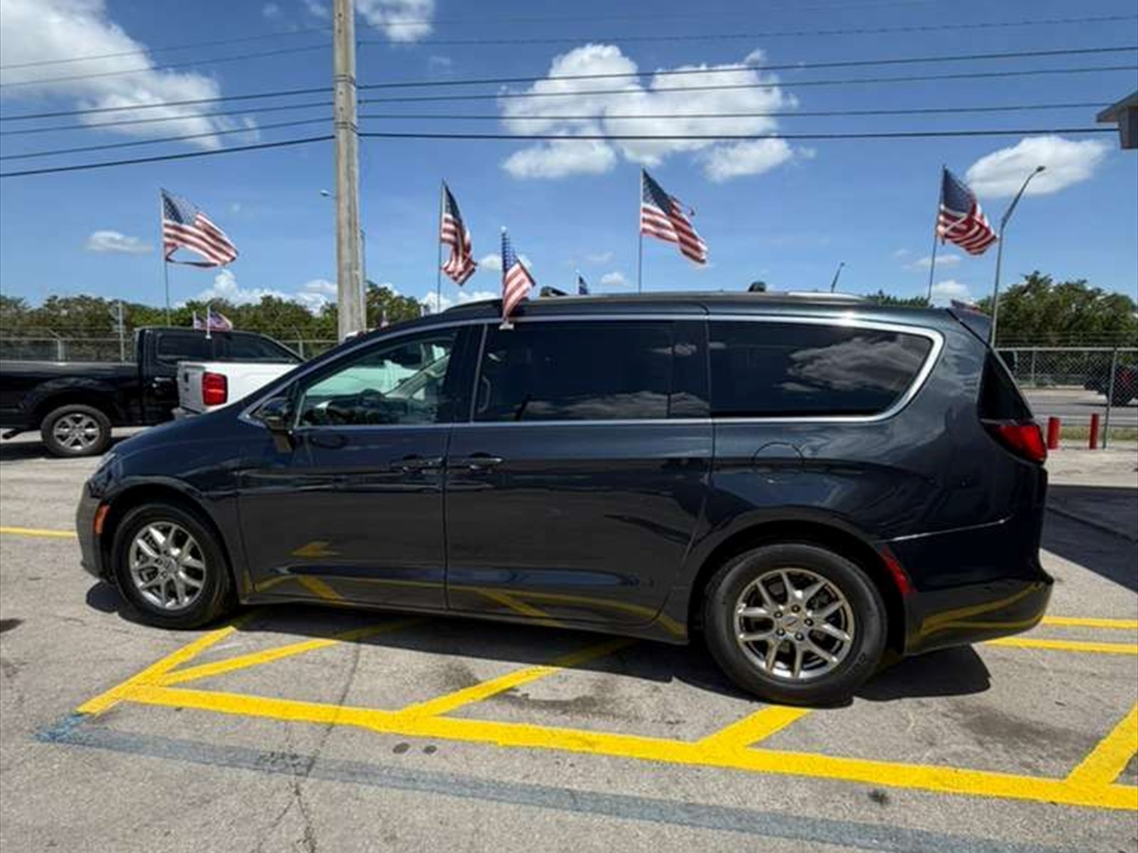 2021 CHRYSLER Pacifica in Princeton, FL