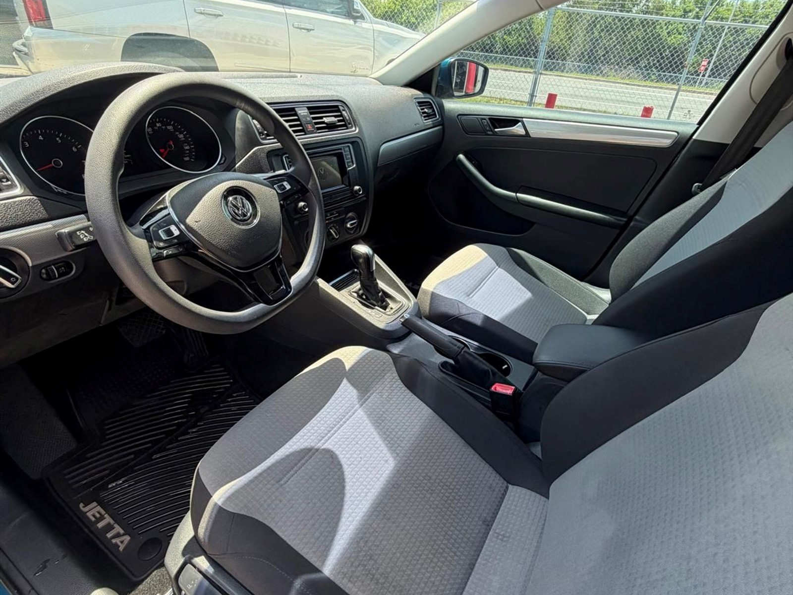 2017 VOLKSWAGEN Jetta in Princeton, FL