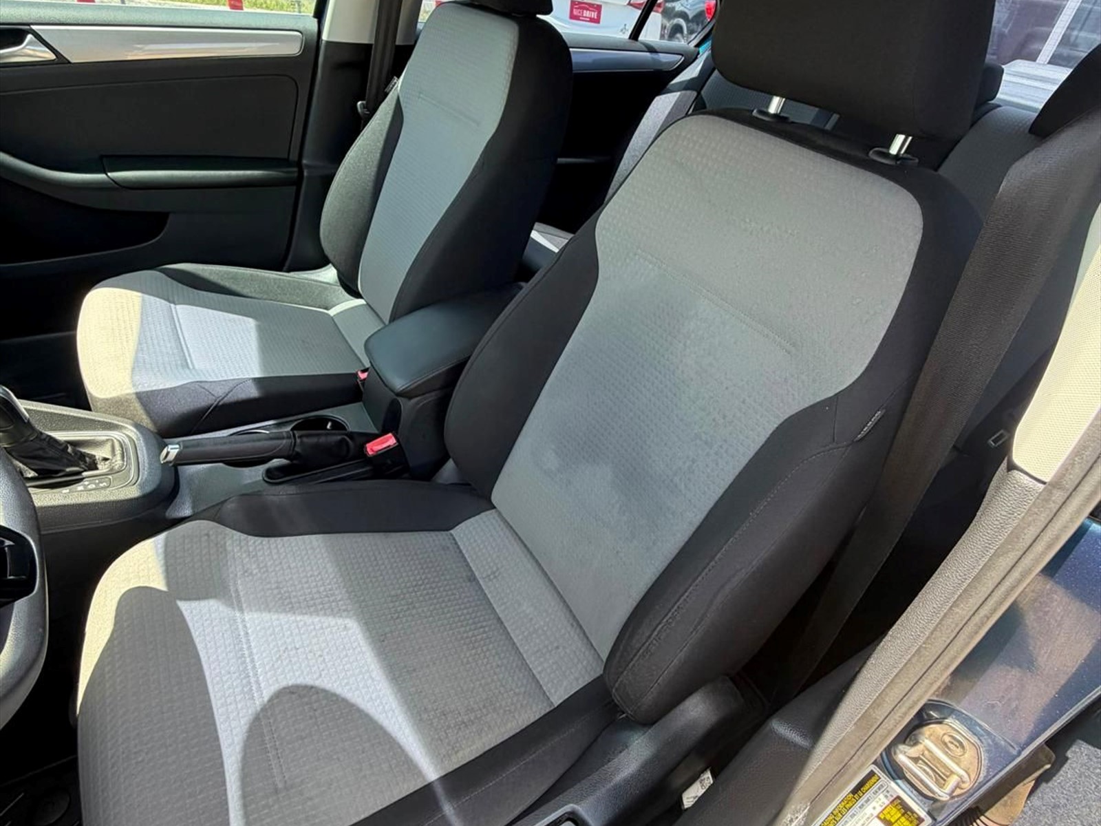 2017 VOLKSWAGEN Jetta in Princeton, FL