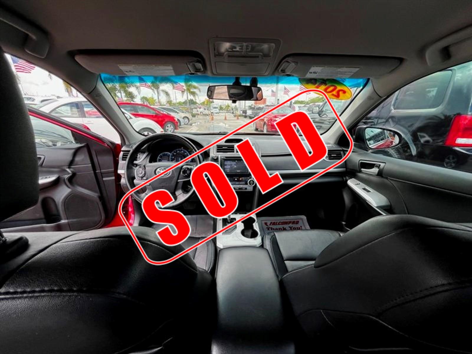 2014 Toyota Camry Hybrid in Princeton, FL