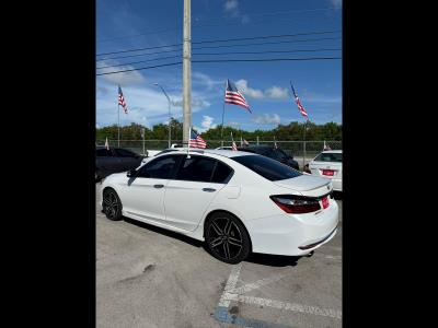 2016 HONDA Accord in Princeton, FL
