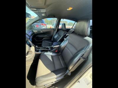 2016 HONDA Accord in Princeton, FL