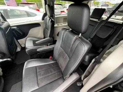 2019 Dodge Grand Caravan in Princeton, FL