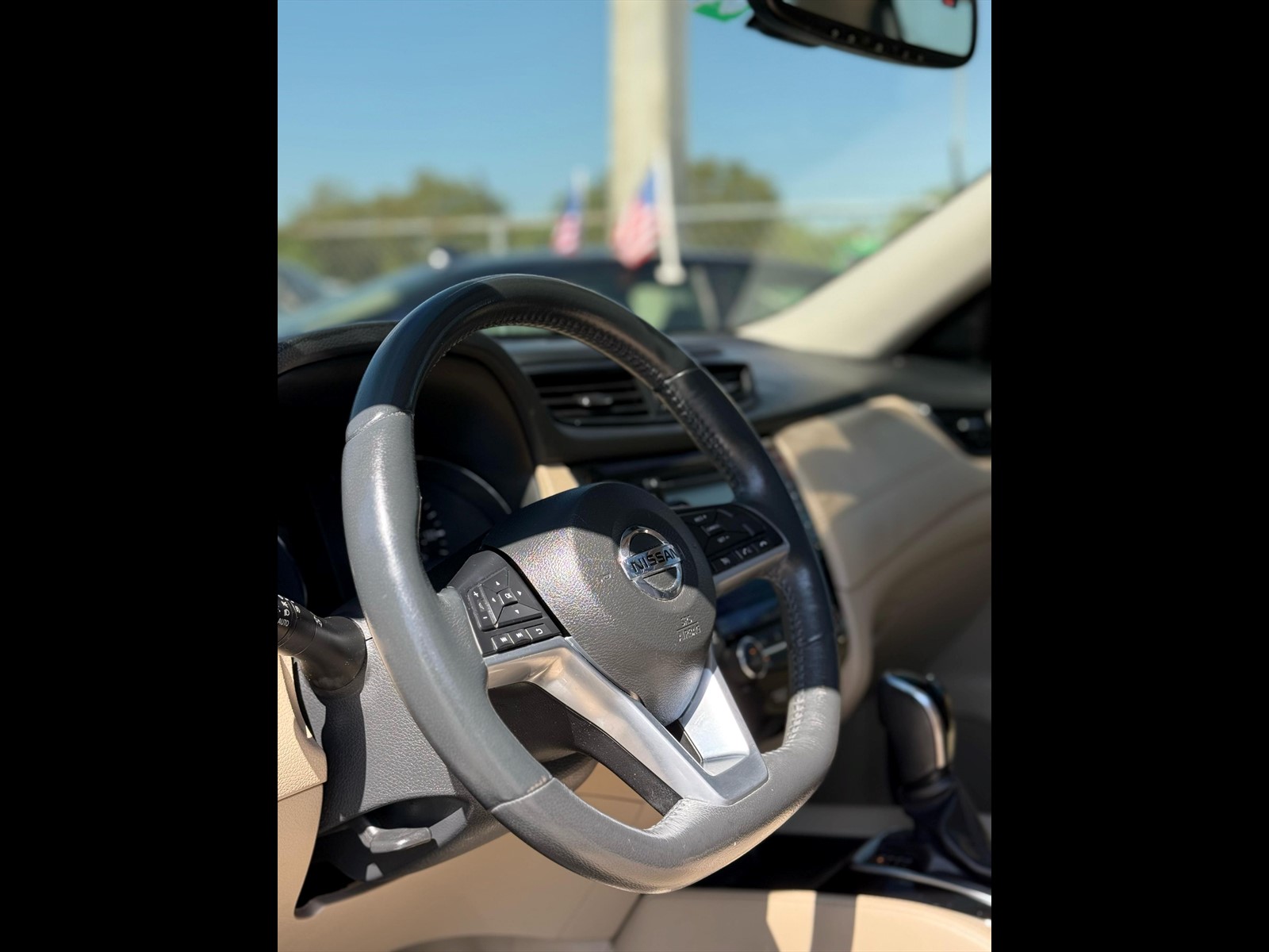 2017 NISSAN Rogue in Princeton, FL