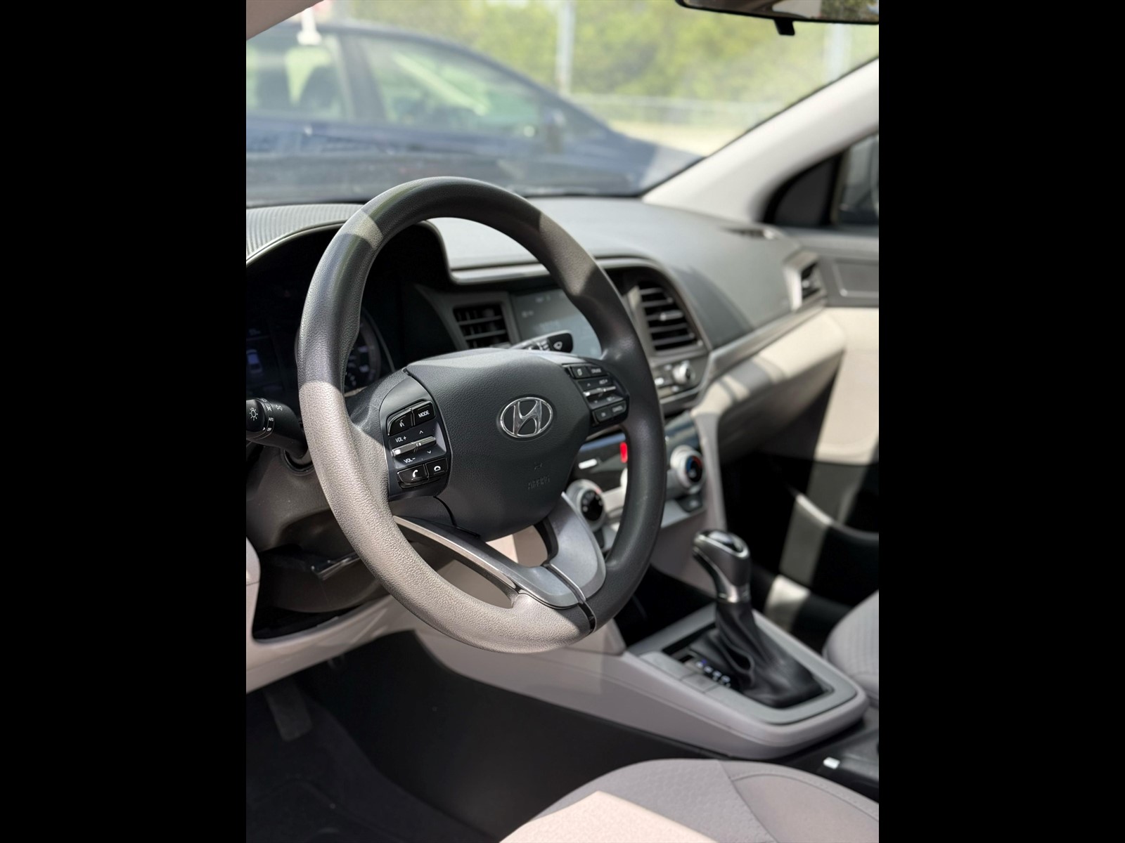 2019 Hyundai Elantra in Princeton, FL