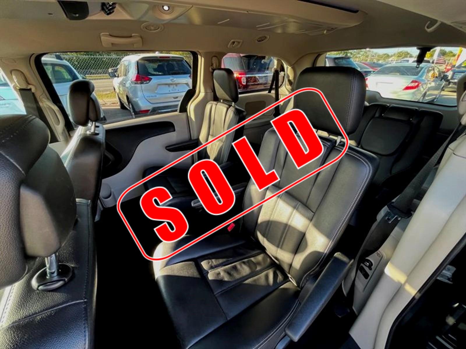 2012 Chrysler Town & Country in Princeton, FL