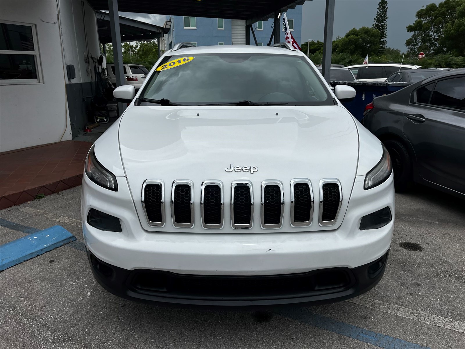 2017 JEEP Cherokee in Princeton, FL