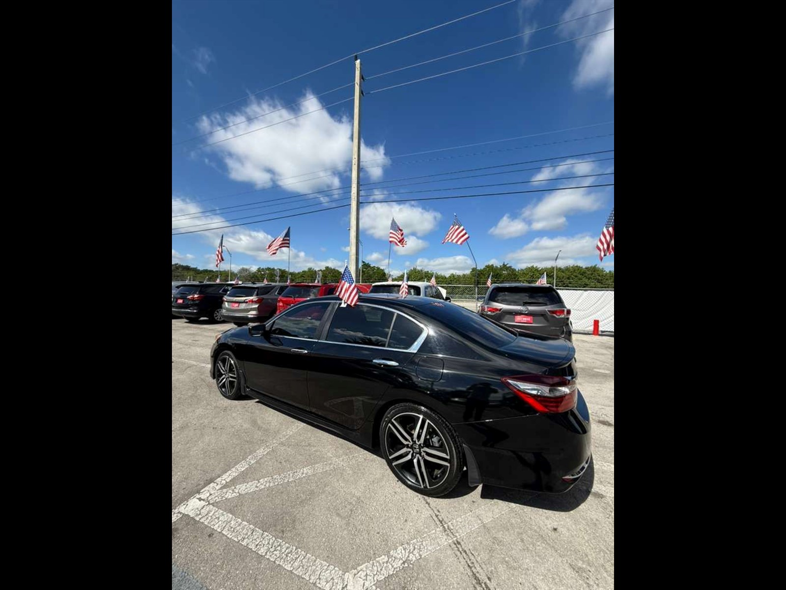 2017 HONDA Accord in Princeton, FL