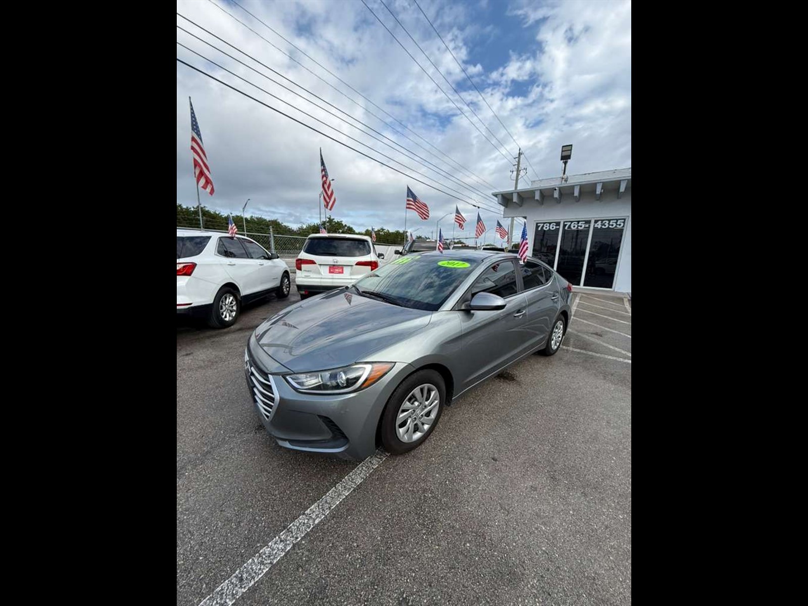 2017 HYUNDAI Elantra in Princeton, FL