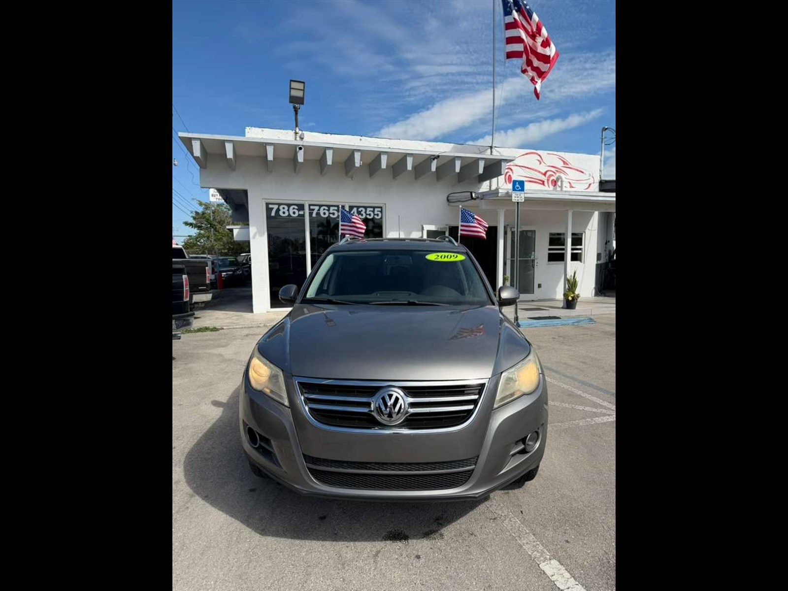 2009 VOLKSWAGEN Tiguan in Princeton, FL