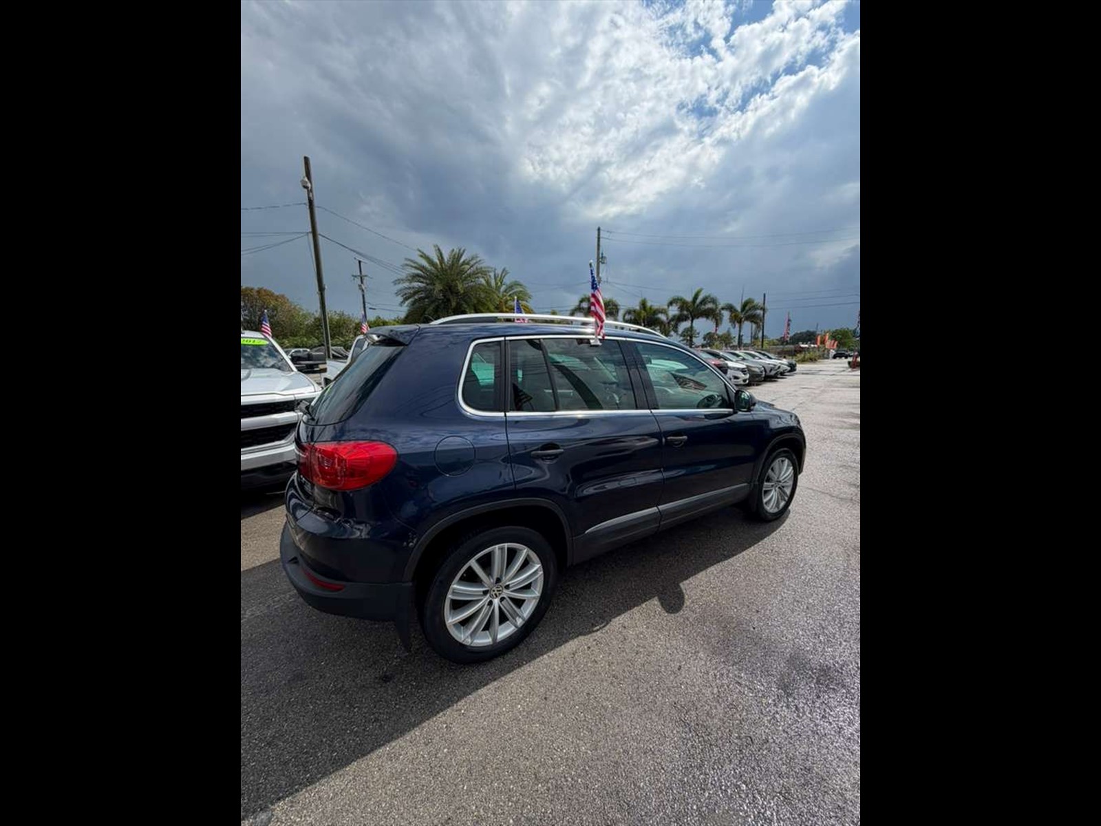 2015 VOLKSWAGEN Tiguan in Princeton, FL