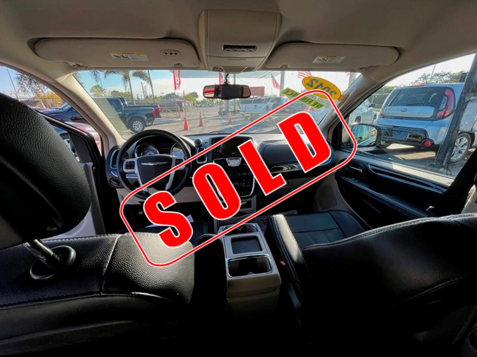 2012 Chrysler Town & Country in Princeton, FL