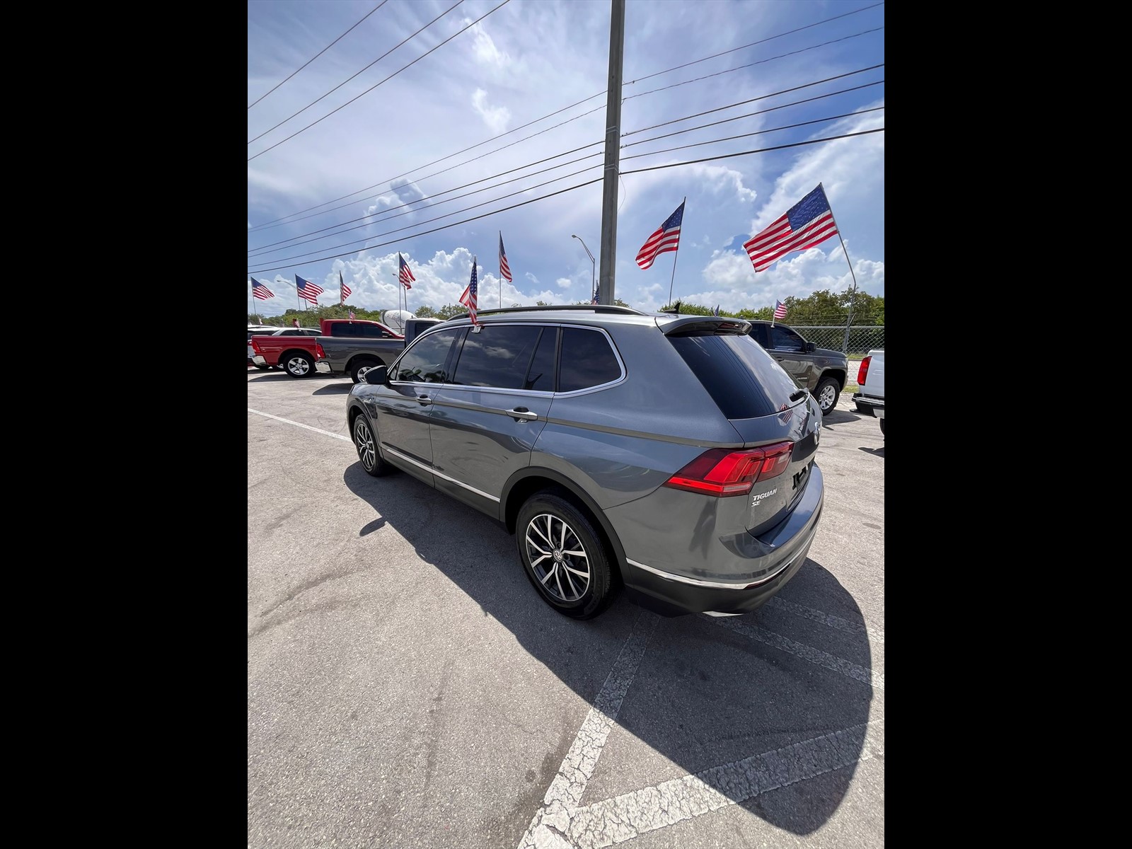2018 VOLKSWAGEN Tiguan in Princeton, FL