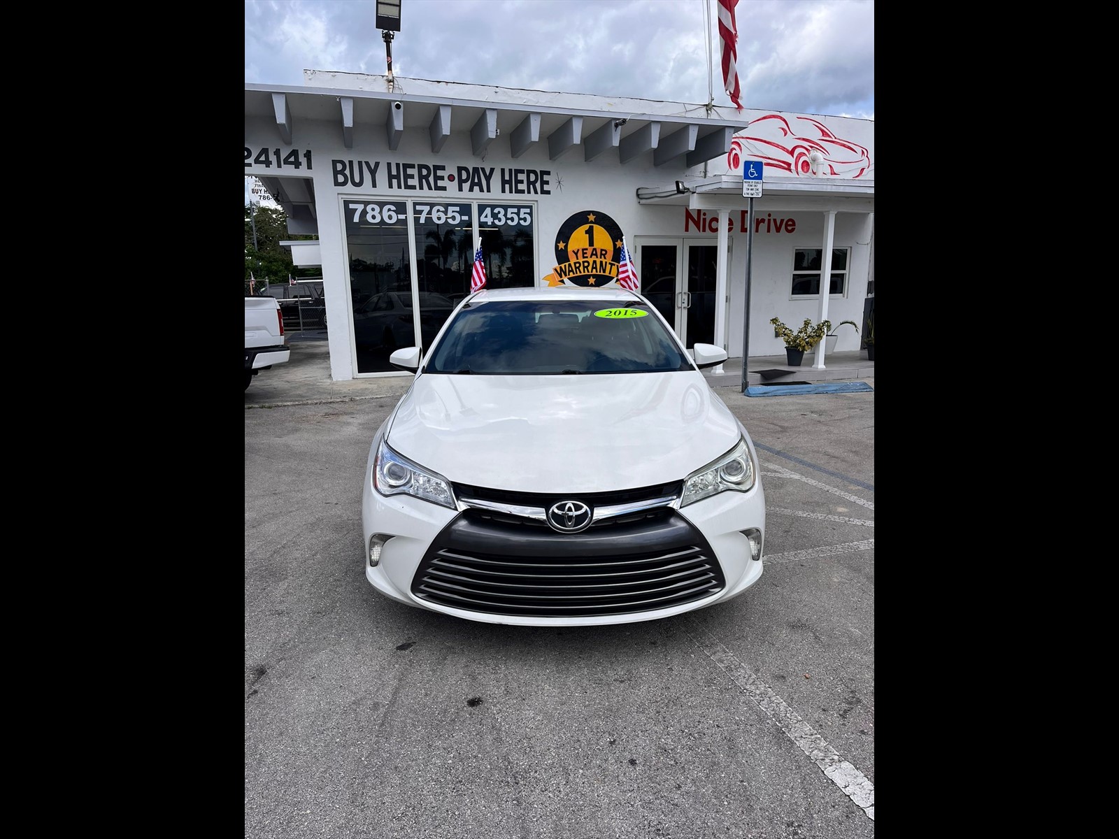 2015 TOYOTA Camry in Princeton, FL