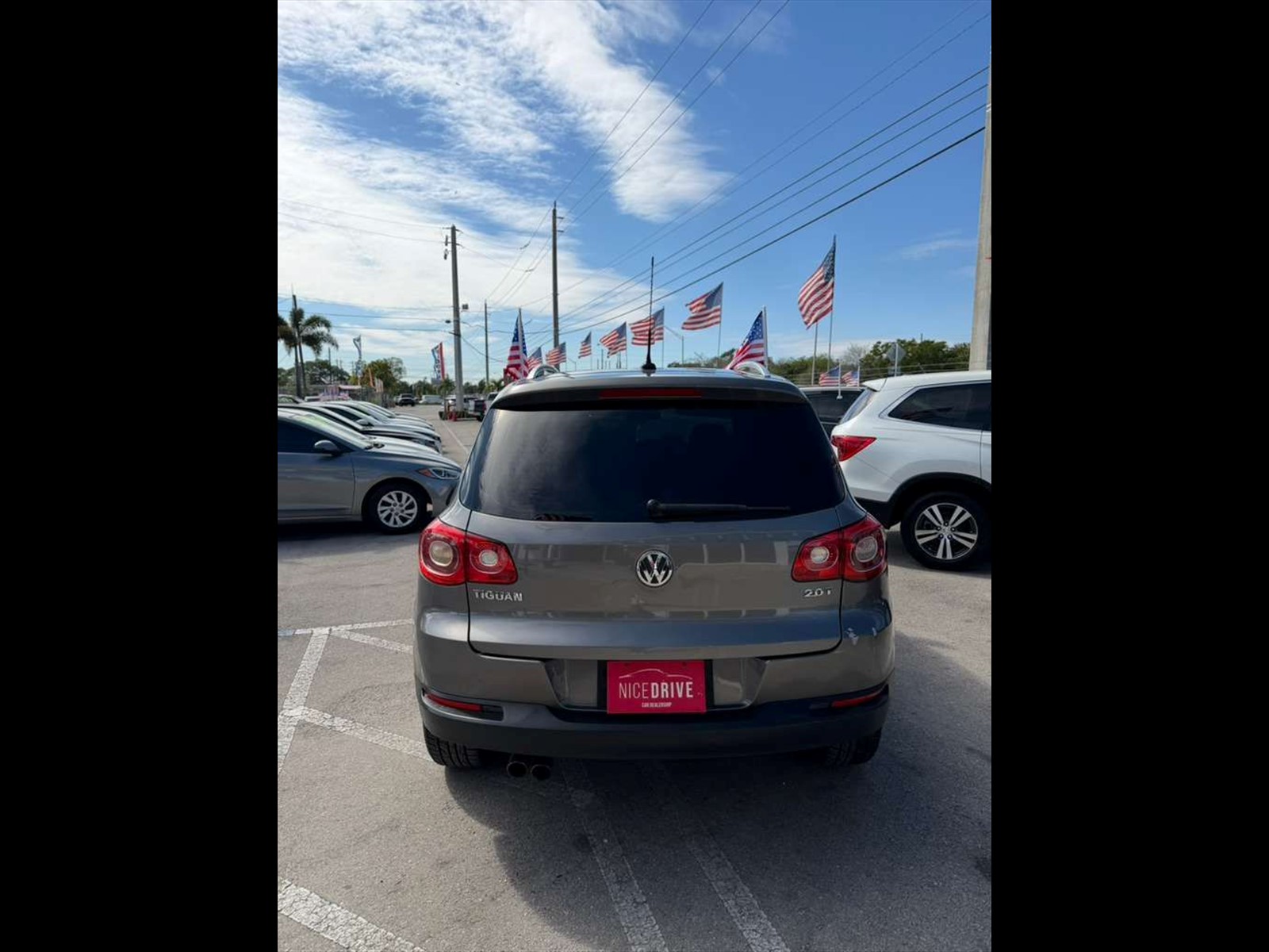 2009 VOLKSWAGEN Tiguan in Princeton, FL