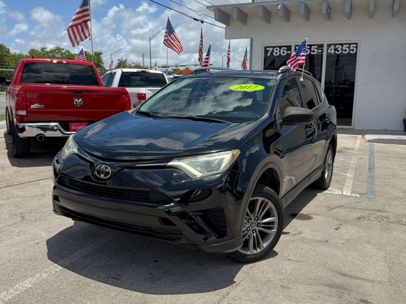 2017 TOYOTA RAV4 in Princeton, FL
