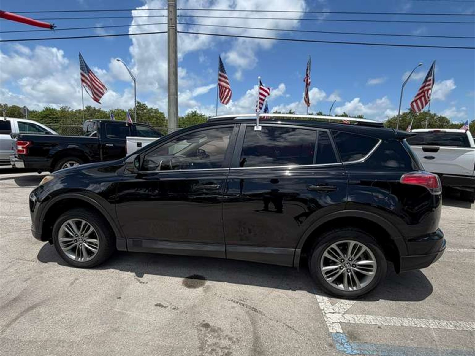 2017 TOYOTA RAV4 in Princeton, FL