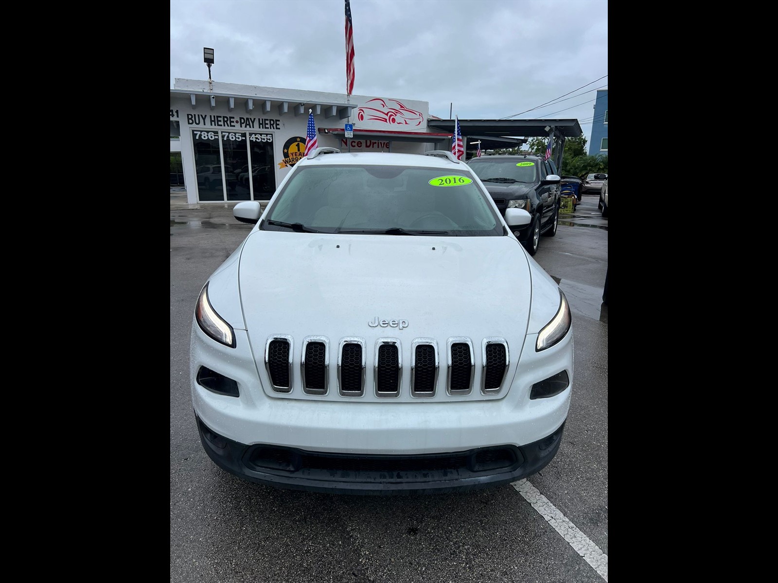 2017 JEEP Cherokee in Princeton, FL