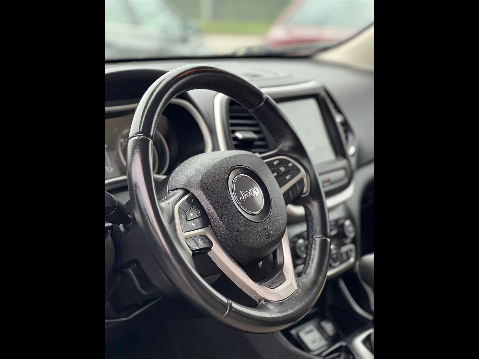 2017 JEEP Cherokee in Princeton, FL