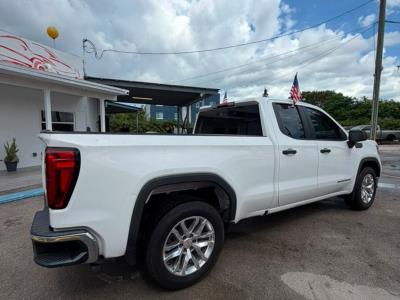 2020 GMC Sierra in Princeton, FL
