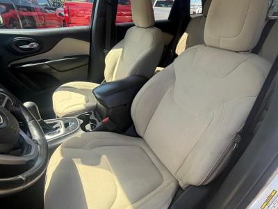 2017 JEEP Cherokee in Princeton, FL
